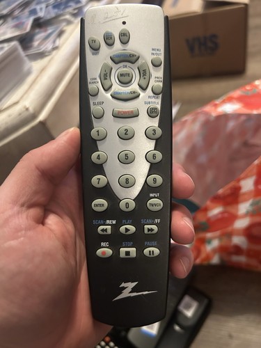 Zenith dvd vcr - tv, cable