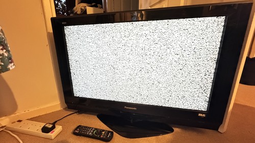Panasonic 32lxd700 hd - tx-32lxd700, 32"